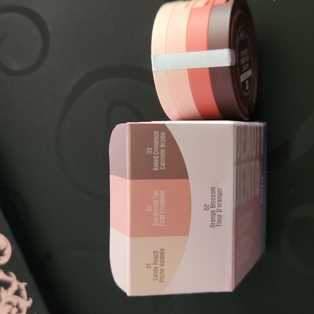 Kaja make up bundle - Picture 2 of 4